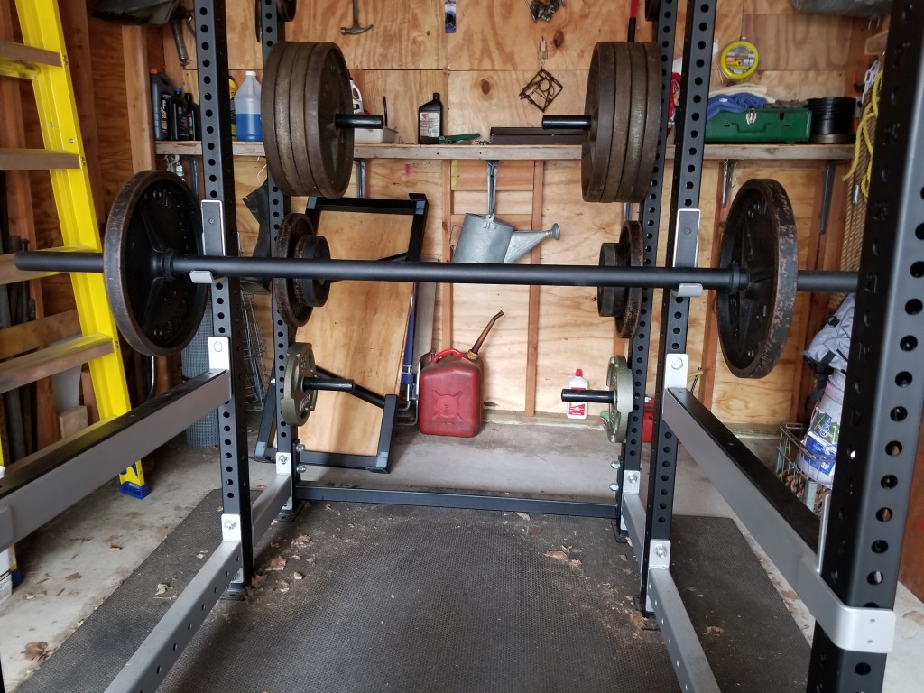 Fringe Axle Bar in my garage gym