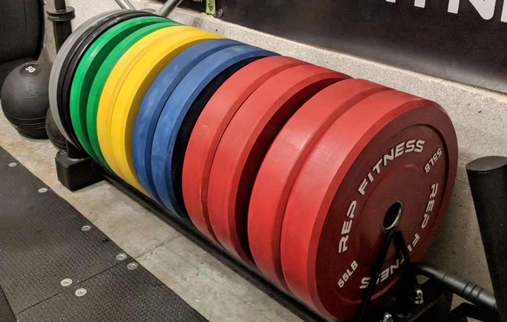 how much do green red yellow blue colored bumper plates weigh
