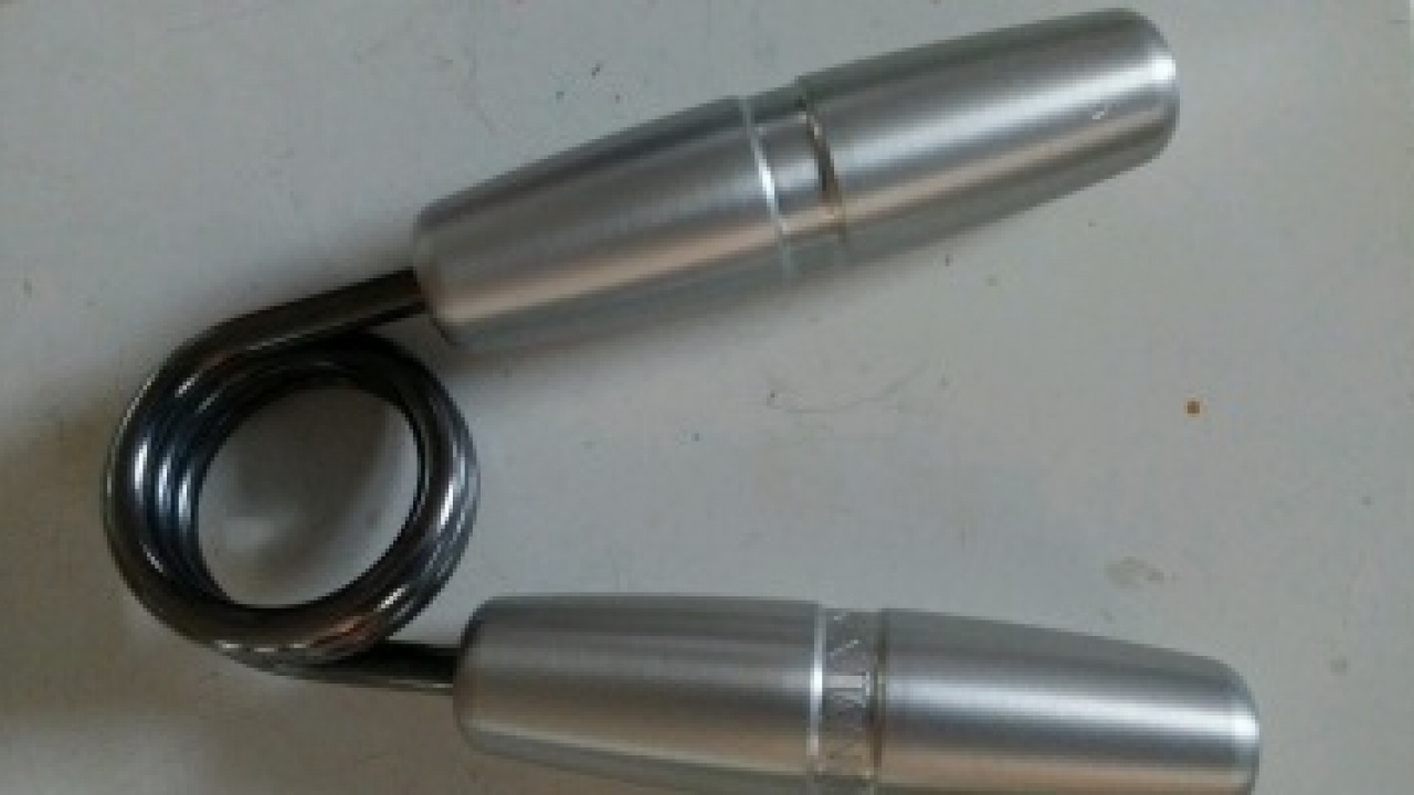 Details about   IronMind Zenith Grippers The Digital Fitness Gripper Like Captains of Crush 