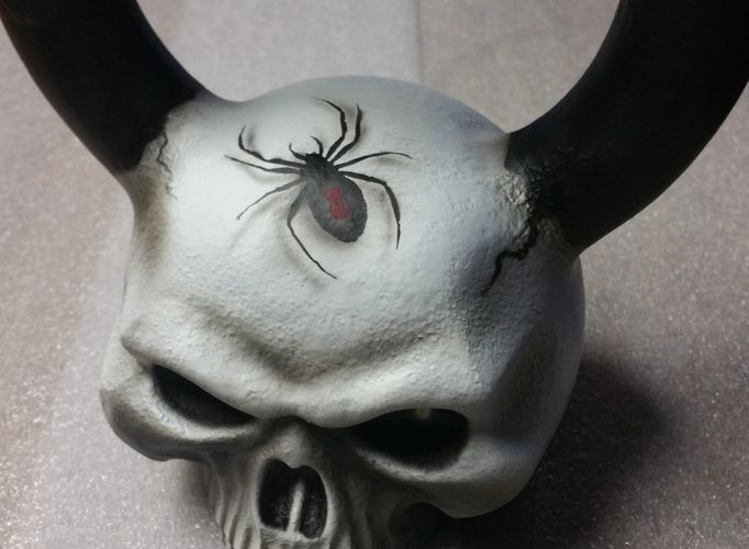skull kettlebell with spider