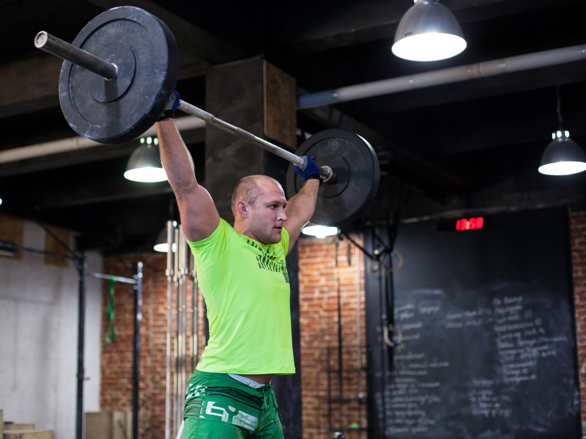 overhead presses outside a power rack