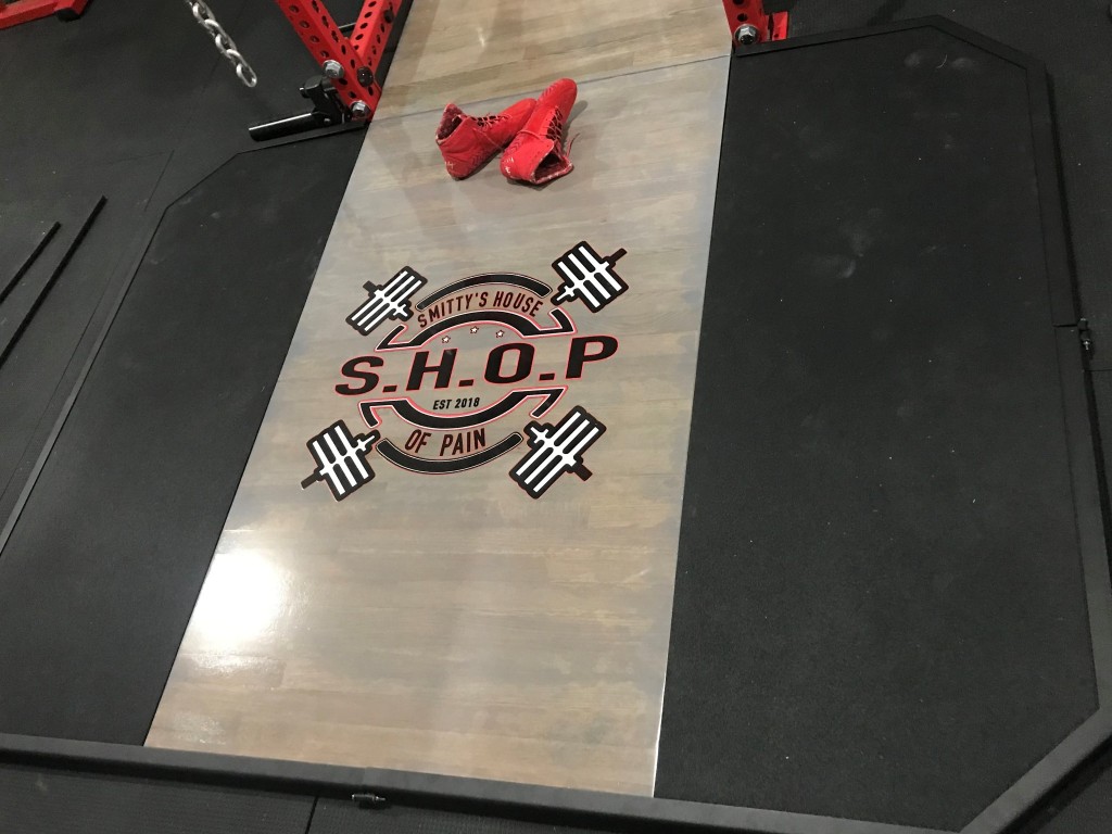 Custom logo that a customer printed and applied himself on his new lifting platform