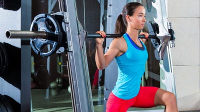 How Much Does a Smith Machine Bar Weigh?